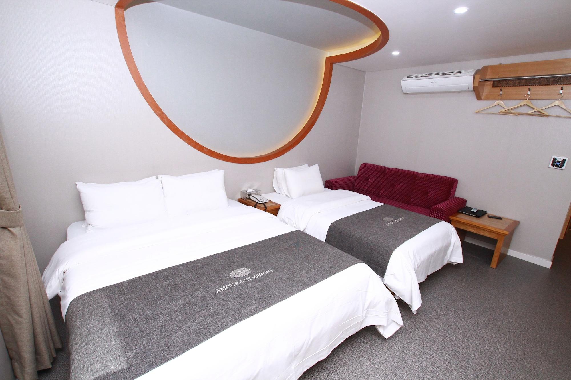 Amour Hotel Szuvon Kültér fotó