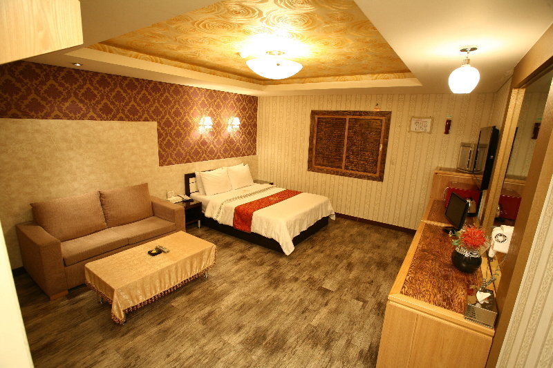Amour Hotel Szuvon Kültér fotó