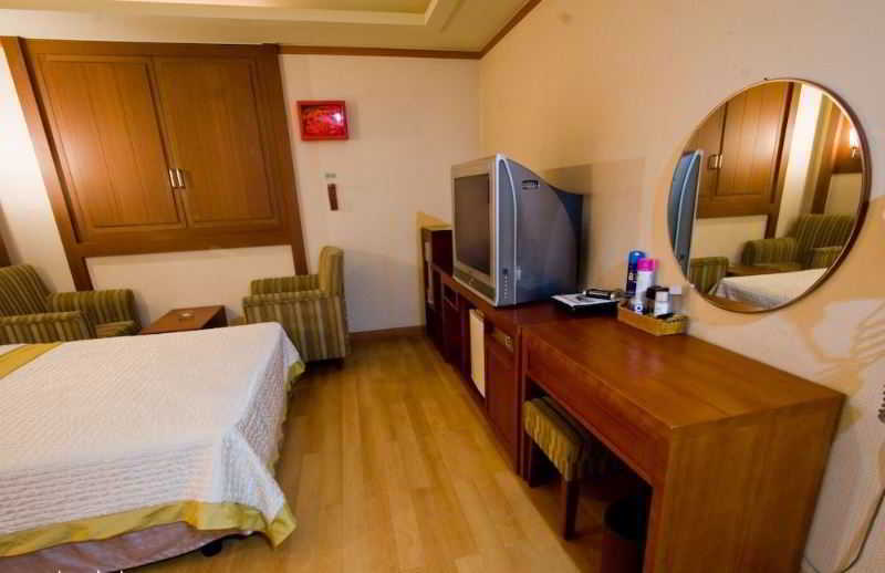 Amour Hotel Szuvon Kültér fotó