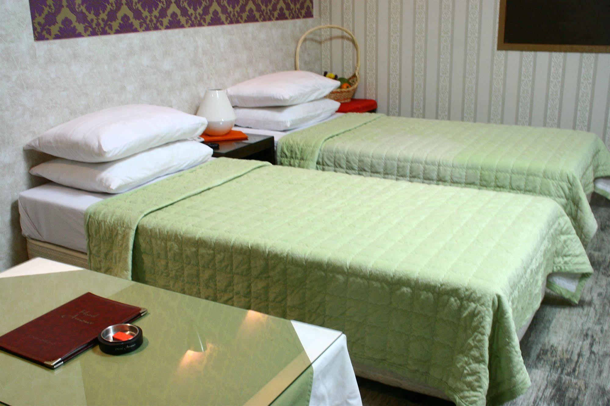 Amour Hotel Szuvon Kültér fotó